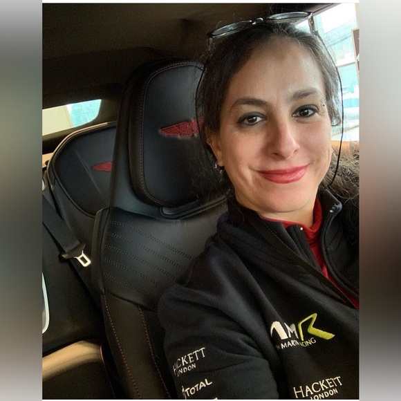 Meet your Posher, Indira - Picture 5 of 6